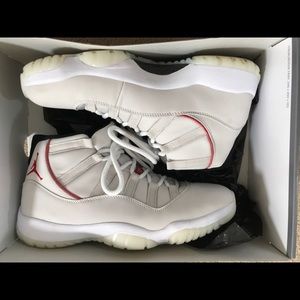 Jordan 11 platinum